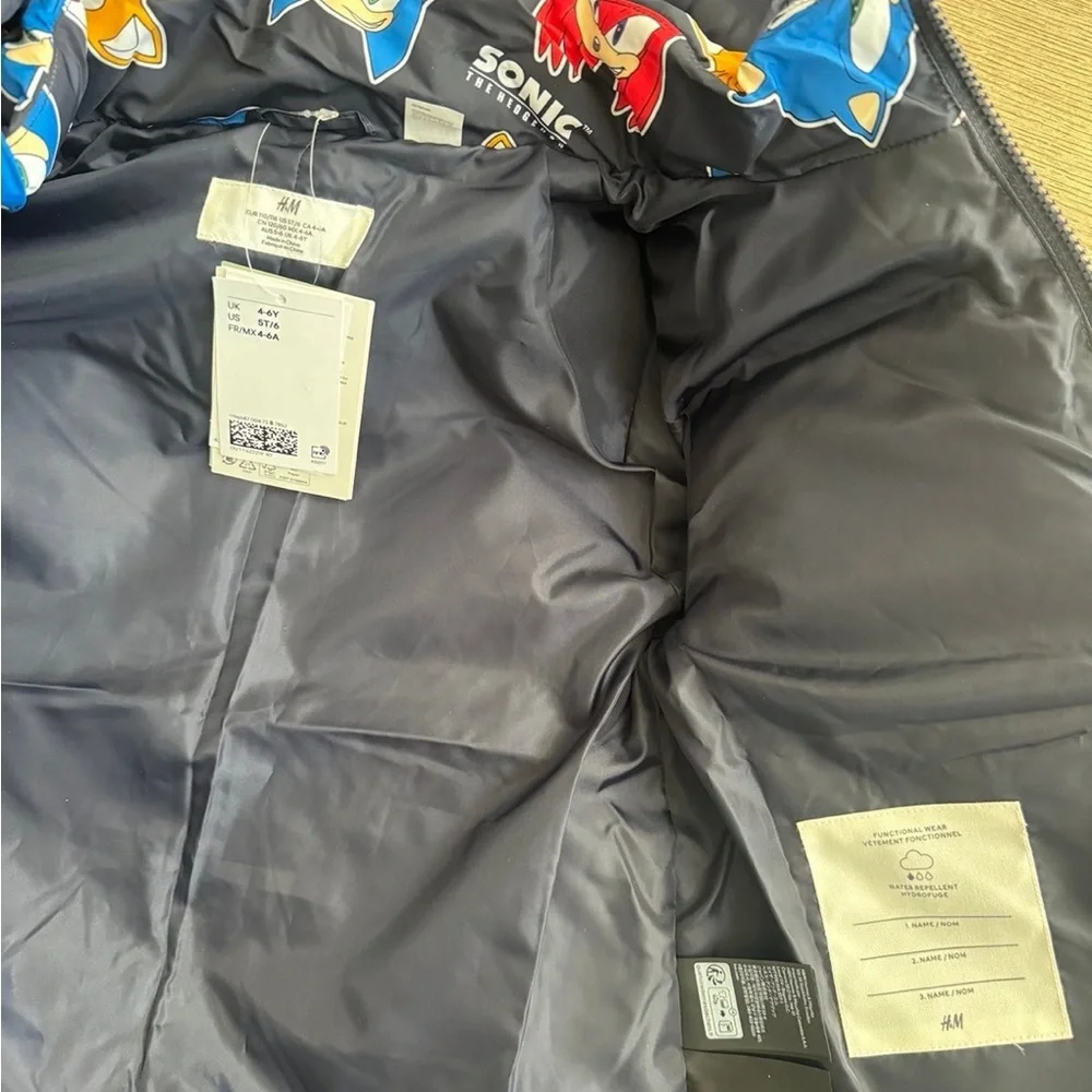 Kids puffer coat 4T - Picture 4 of 4